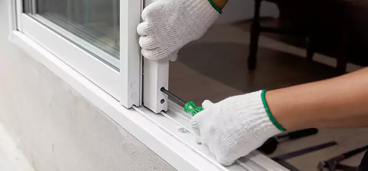Sliding Glass Door Lock Repair Sainte-Catherine