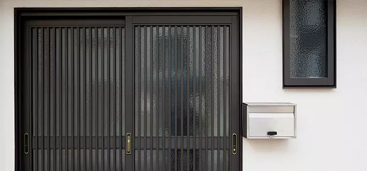Sliding Screen Door Repair Sainte-Catherine