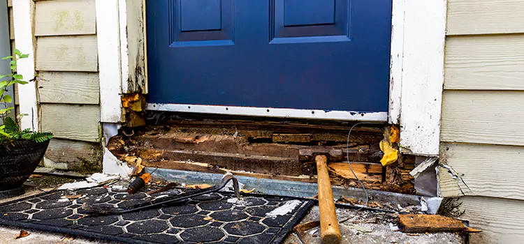New Exterior Door Installation Sainte-Catherine