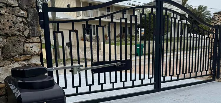 Swing Gate Opener with Keypad Sainte-Catherine